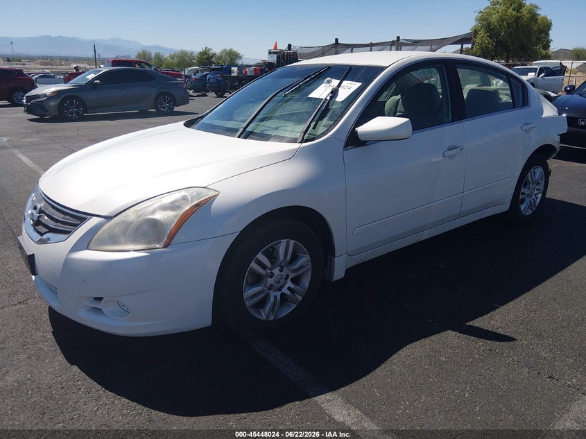 2010 NISSAN ALTIMA auction photo 2