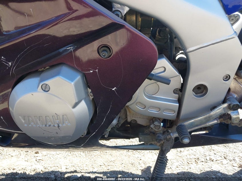 2004 Yamaha Yzf600 R VIN: JYA5AHE014A043705 Lot: 45448097