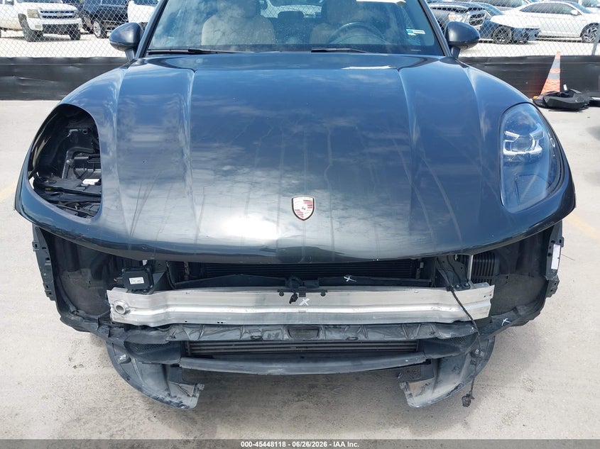 2020 Porsche Macan VIN: WP1AA2A57LLB09774 Lot: 45448118