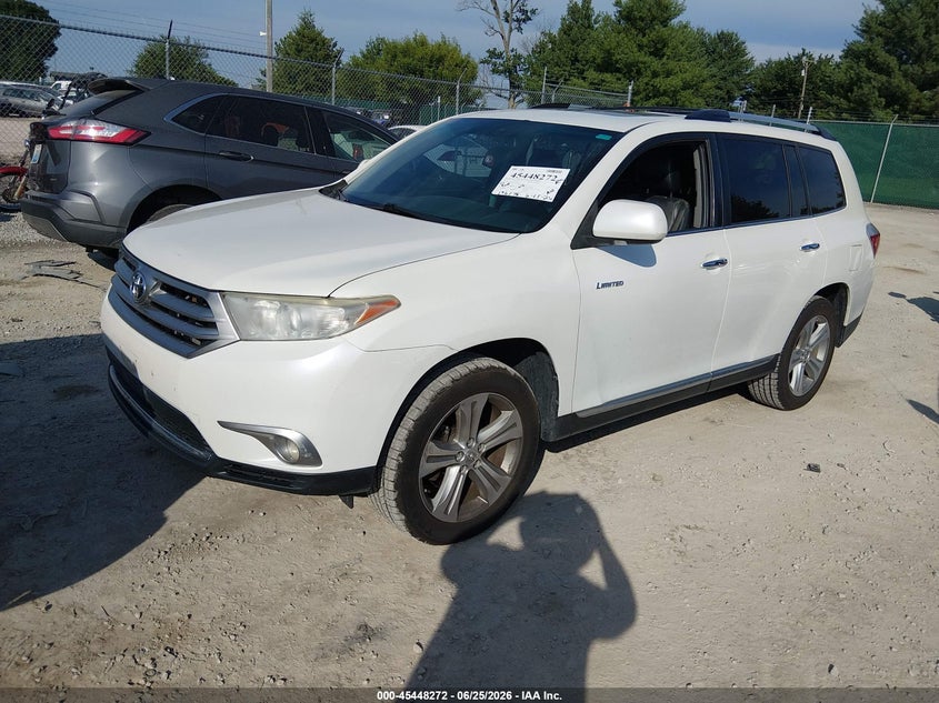 2013 TOYOTA HIGHLANDER auction photo 2