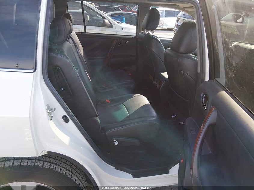 2013 TOYOTA HIGHLANDER auction photo 8