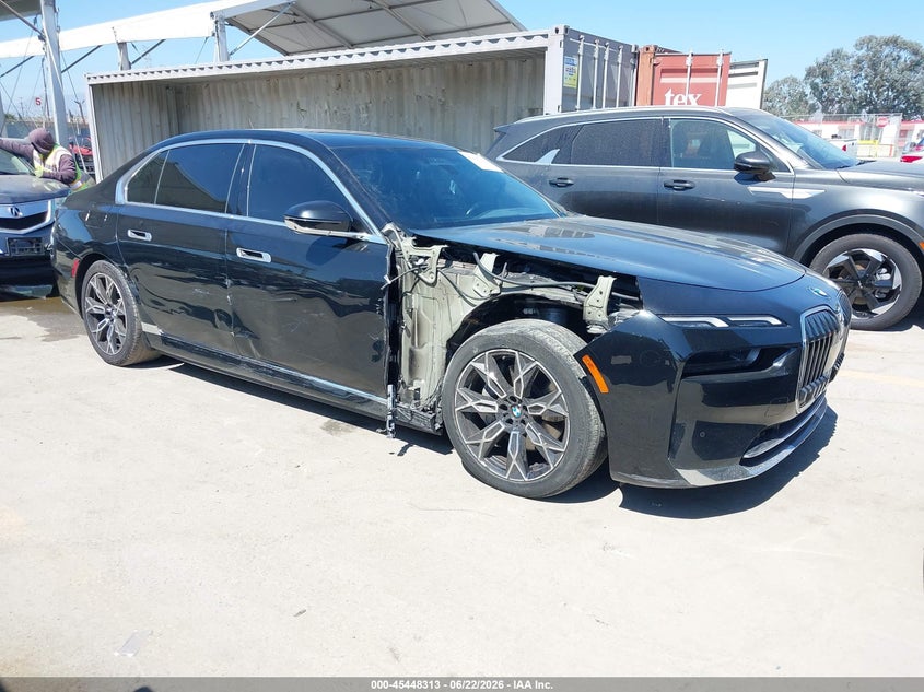 Vin: wby53ej08pcn73566, lot: 45946422, bmw i7 xdrive60 2023 img_1