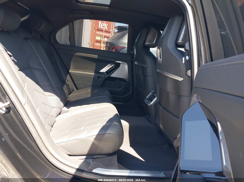 BMW I7 2023 VIN WBY53EJ08PCN73566