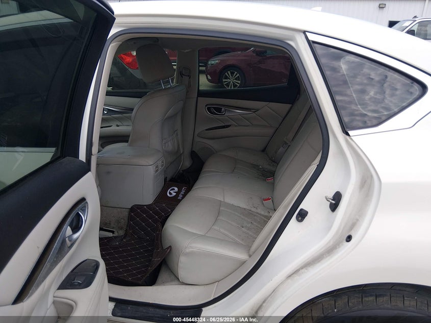 2012 INFINITI M37X auction photo 8