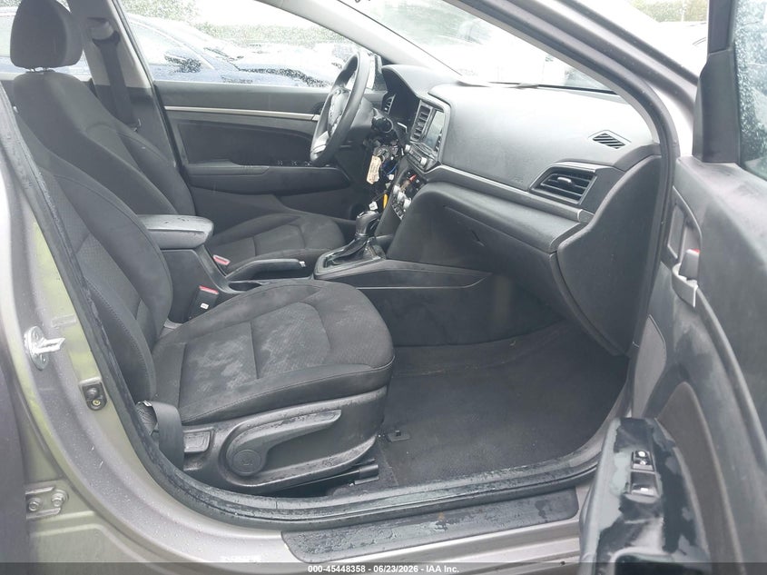 AtlanticExpress - Hyundai Elantra