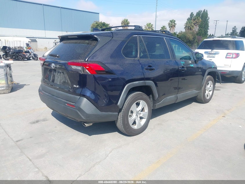 AtlanticExpress - Toyota RAV4