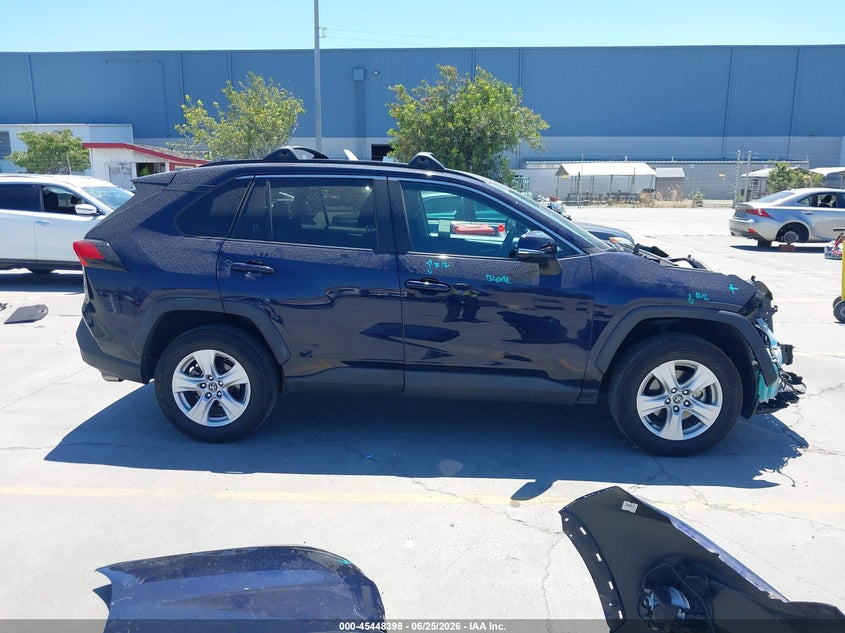AtlanticExpress - Toyota RAV4