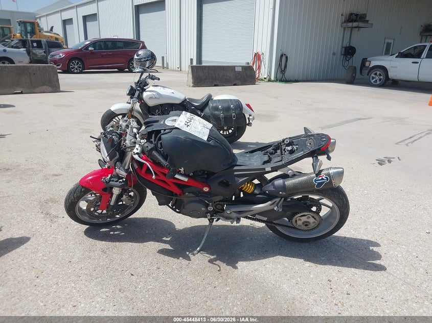 2009 Ducati Monster 1100/Base/S VIN: ZDM1RACP29B019079 Lot: 45448413