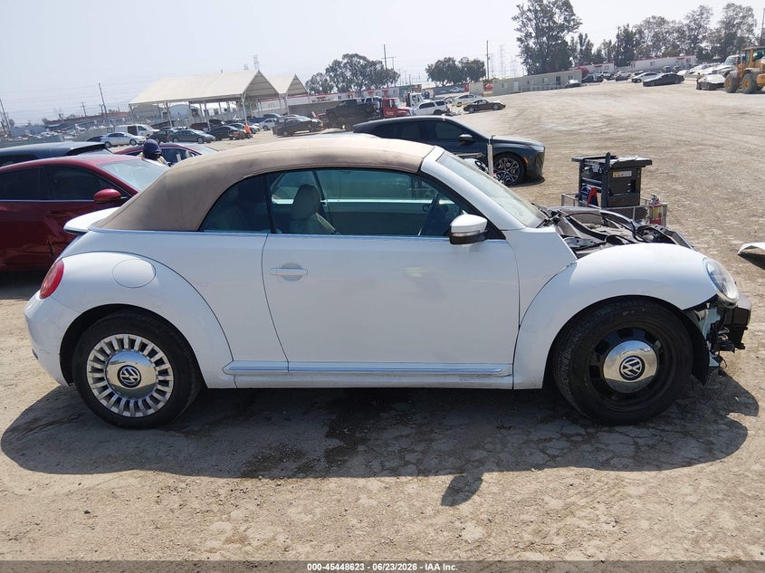 2015 Volkswagen Beetle 1.8T VIN: 3VW517AT3FM813629 Lot: 45448623