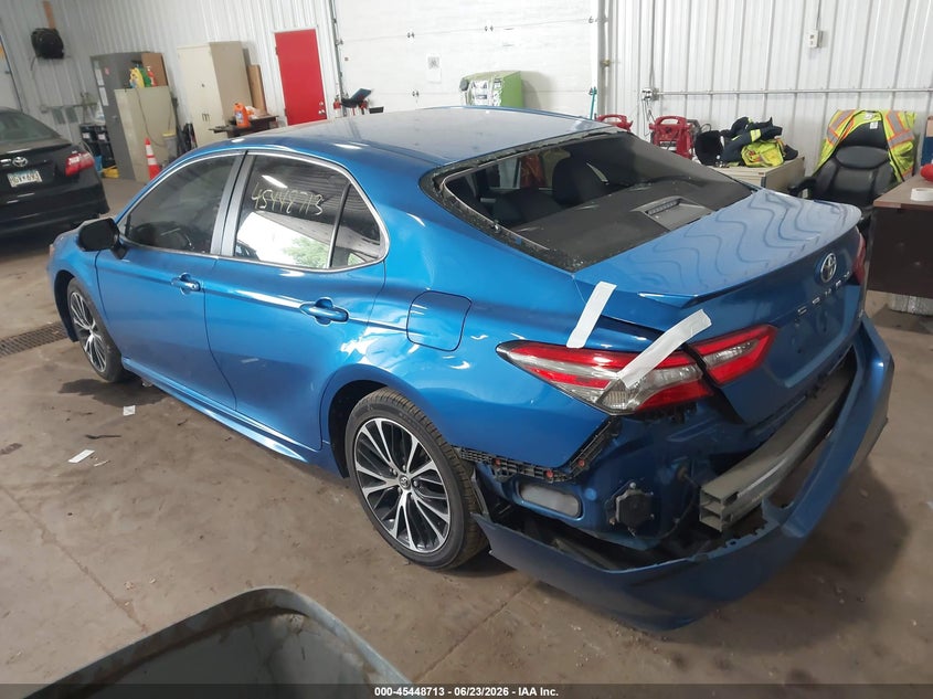 TOYOTA CAMRY 2018 VIN 4T1B11HKXJU008971