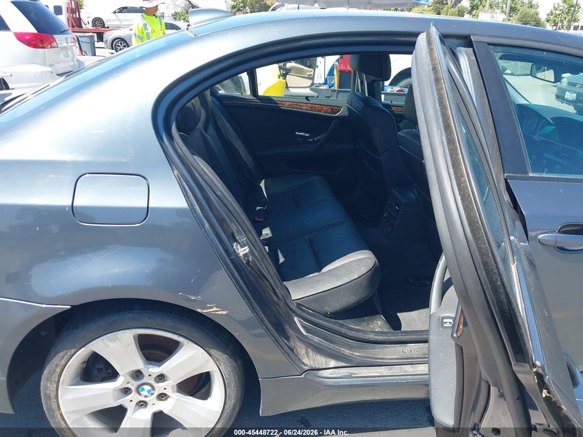 2008 BMW 535XI auction photo 8