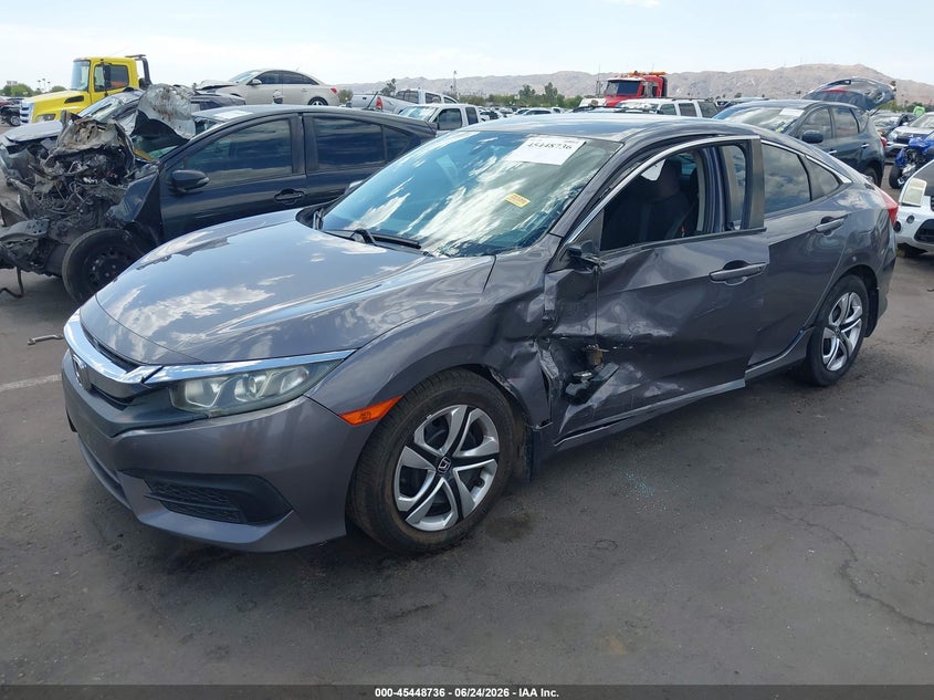 2016 Honda Civic, Левый бок, IAAI, VIN 19XFC2F58GE077619 — фото 2