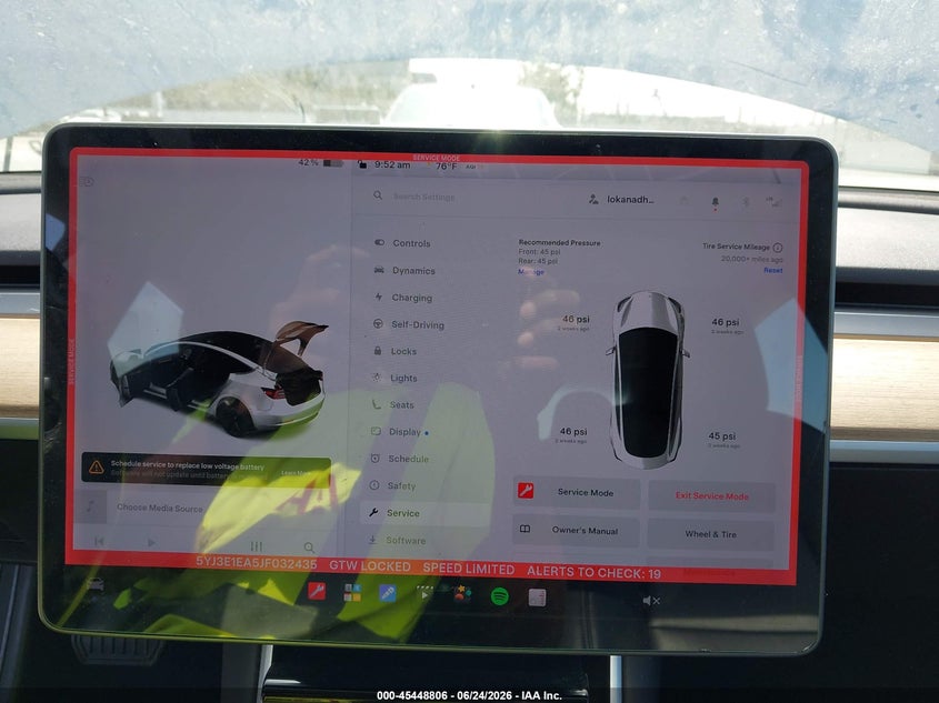 TESLA MODEL 3 - zdjęcie 19