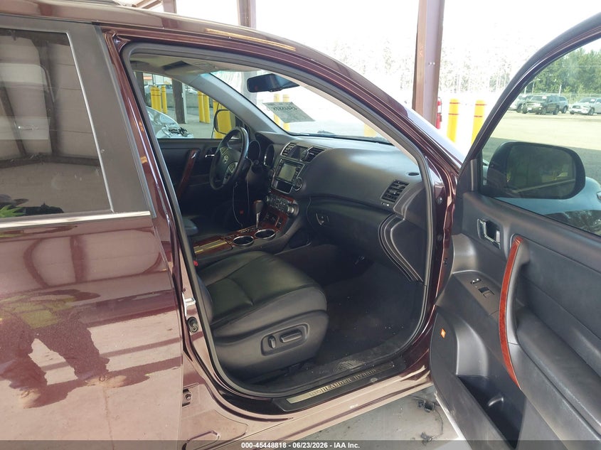 2013 TOYOTA HIGHLANDER HYBRID auction photo 5