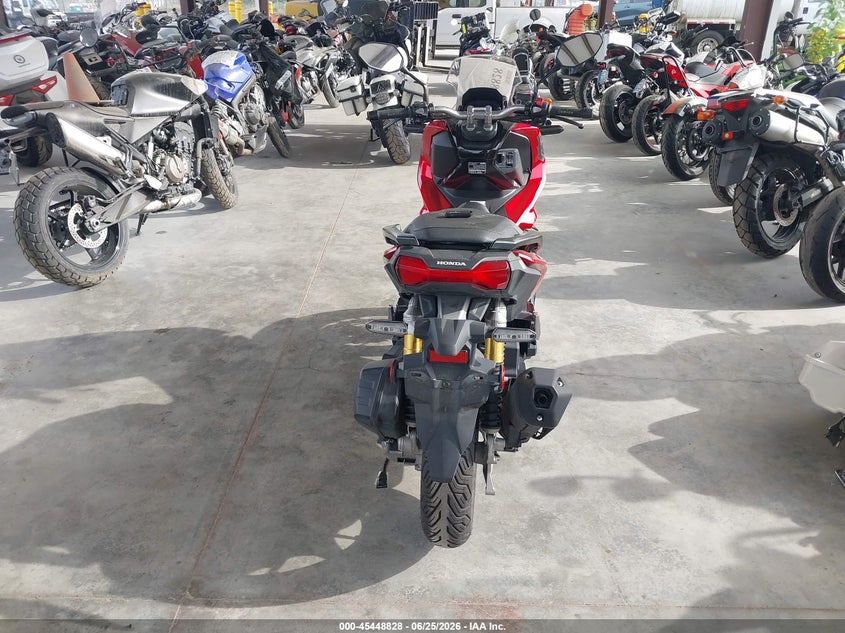 2023 HONDA ADV150 auction photo 6
