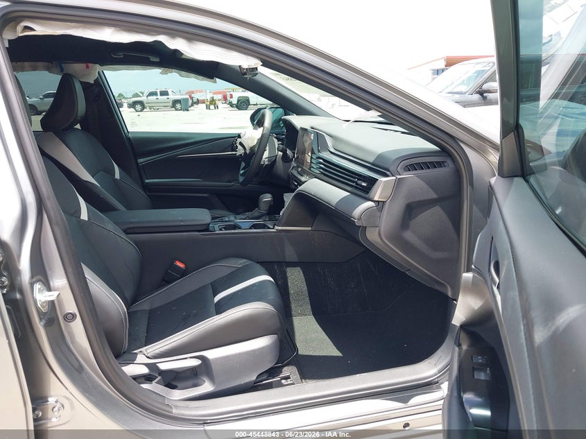 2026 TOYOTA CAMRY auction photo 5