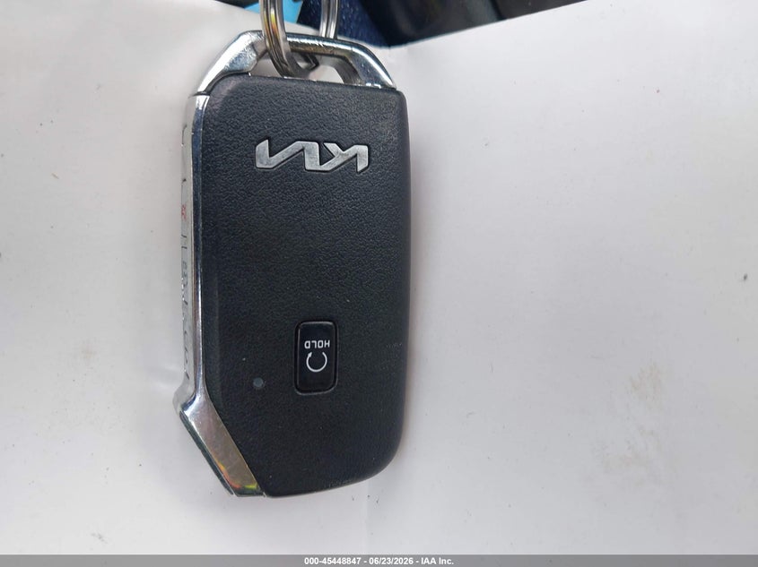 2022 KIA SORENTO PLUG-IN HYBRID SX PRESTIGE — Photo 11