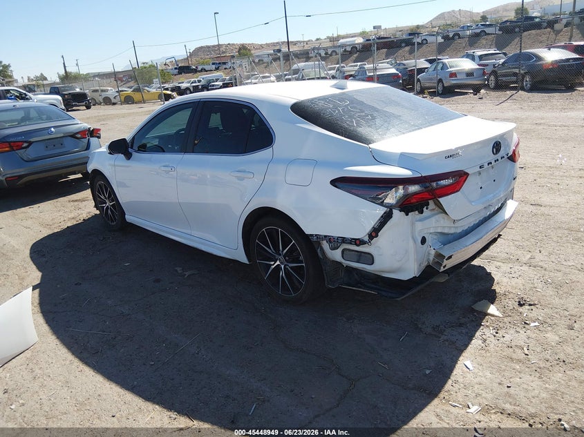 2021 TOYOTA CAMRY auction photo 3