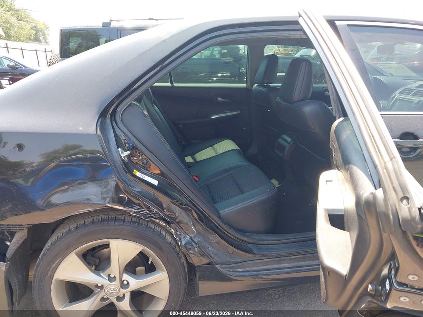 2014 TOYOTA CAMRY auction photo 8