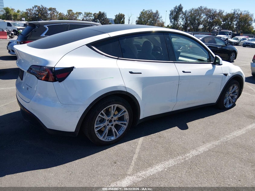 2022 TESLA MODEL Y auction photo 4