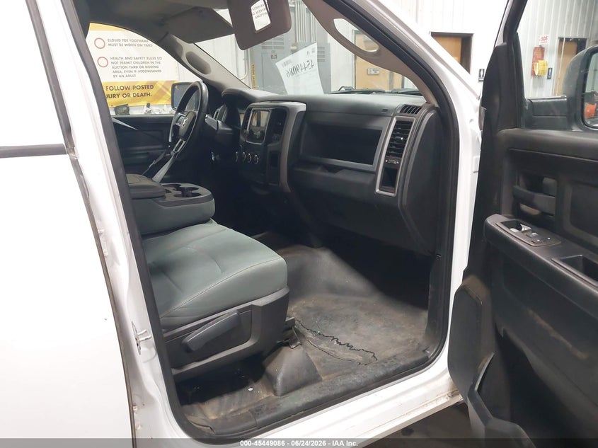 2015 RAM 1500 auction photo 5