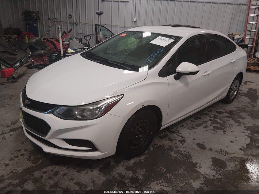 2017 CHEVROLET CRUZE auction photo 2