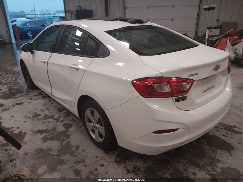 2017 CHEVROLET CRUZE auction photo 3