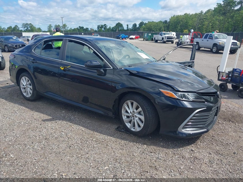 TOYOTA CAMRY - zdjęcie 1