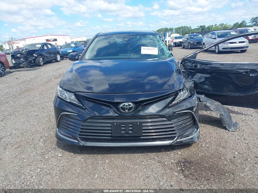 TOYOTA CAMRY - zdjęcie 12