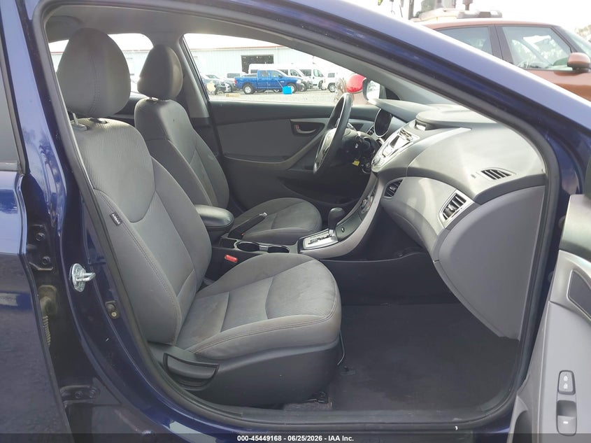 AtlanticExpress - Hyundai Elantra