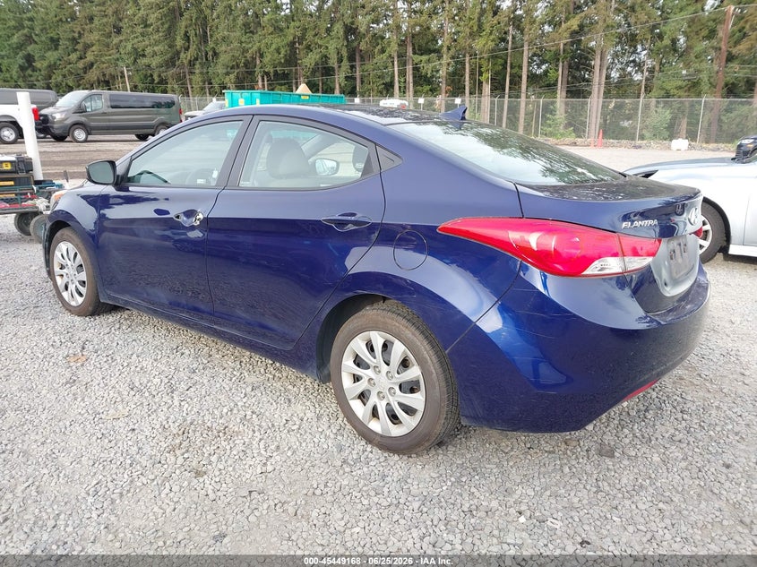 2011 HYUNDAI ELANTRA auction photo 3
