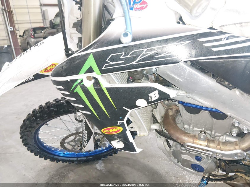 2022 Yamaha Yz250 F VIN: JYACG40C2NA025800 Lot: 45449170
