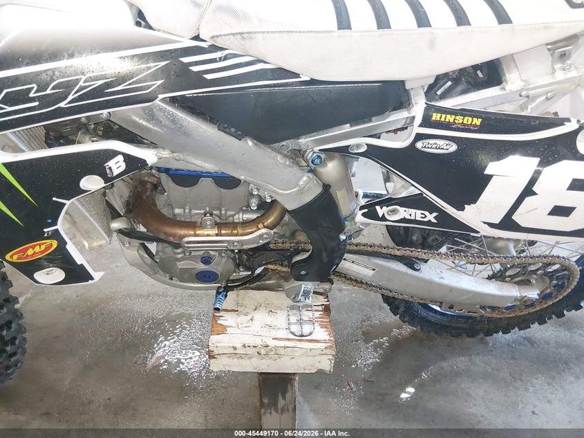 2022 Yamaha Yz250 F VIN: JYACG40C2NA025800 Lot: 45449170