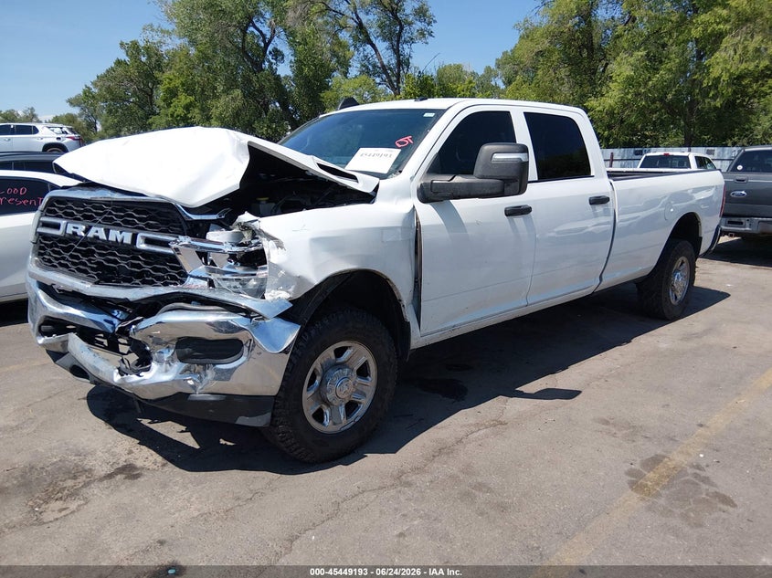 Vin: 3c6ur5hj6rg180425, lot: 45947302, ram 2500 tradesman  4x4 8' box 20242