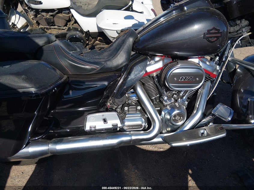 2020 HARLEY-DAVIDSON FLHXSE auction photo 8