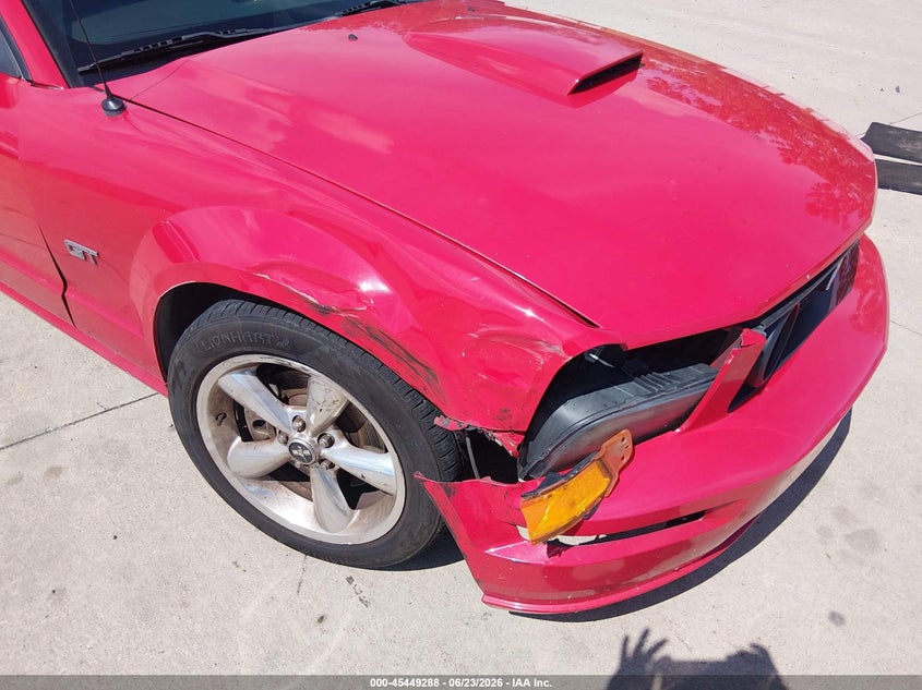 2007 FORD MUSTANG auction photo 6