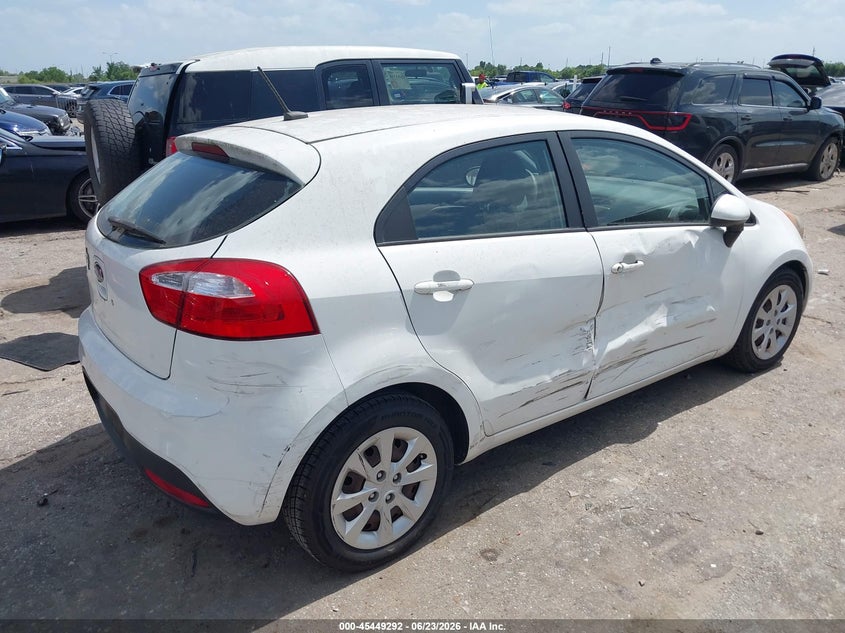 Vin: knadm5a31c6014449, lot: 45947401, kia rio5 lx 20124