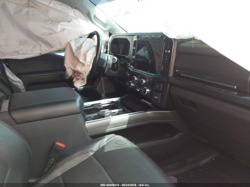 2023 FORD F-450 auction photo 5