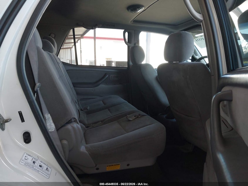 2005 Toyota Sequoia Sr5 V8 VIN: 5TDZT34A75S247345 Lot: 45449335