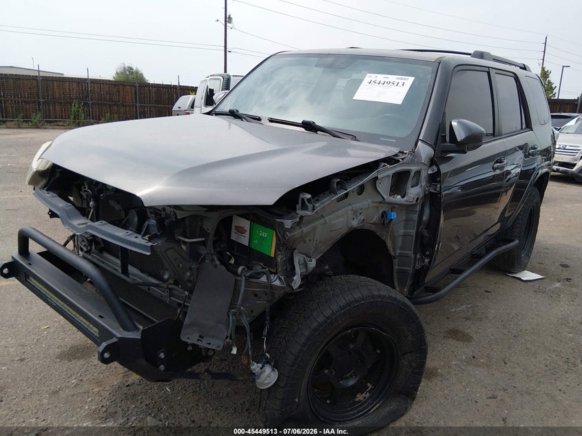 Vin: jtebu5jr3e5150732, lot: 45947622, toyota 4runner sr5 20142