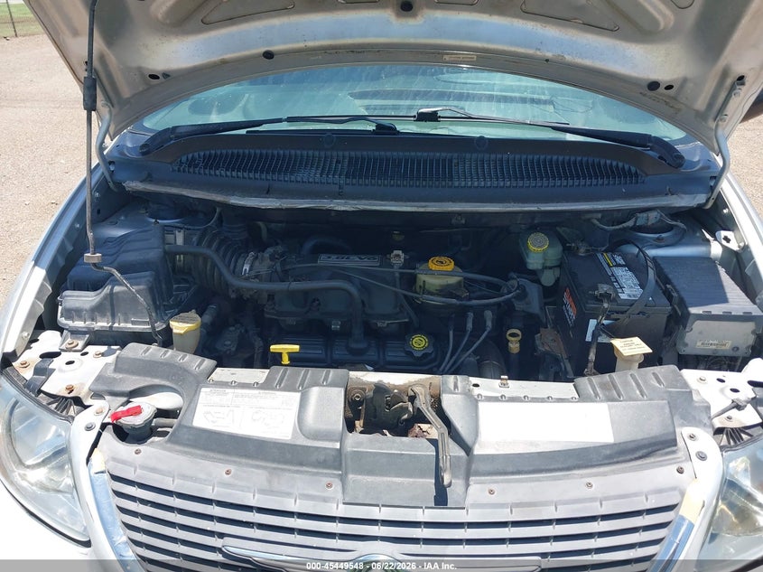 2004 Chrysler Town & Country Touring VIN: 2C4GP54L34R529658 Lot: 45449548