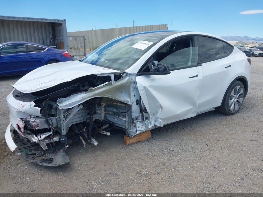 2023 TESLA MODEL Y auction photo 2