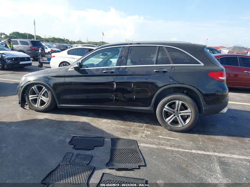 AtlanticExpress - Mercedes-Benz GLC-Class