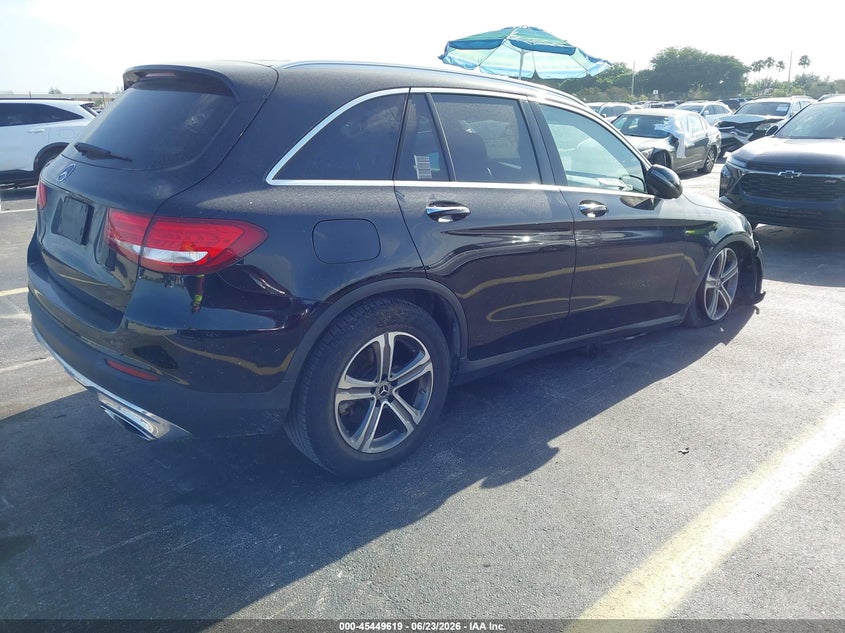 2018 MERCEDES-BENZ GLC 300 auction photo 4