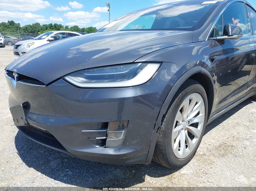 2017 Tesla Model X VIN: 5YJXCBE29HF039307 Lot: 45449636