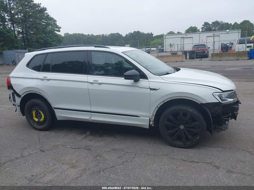 2021 Volkswagen Tiguan - view 13