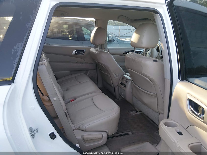 AtlanticExpress - Nissan Pathfinder