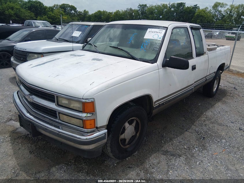 1998 Chevrolet C/K 1500 Fleetside 2GCEC19R5W1179539 photo 1