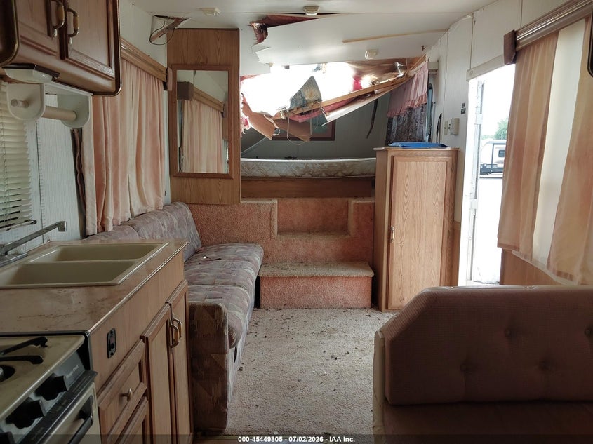 1991 COACHMEN CATALINA auction photo 5
