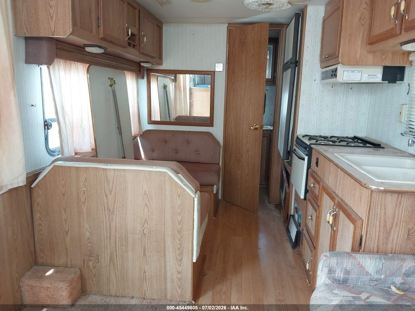 1991 COACHMEN CATALINA auction photo 8